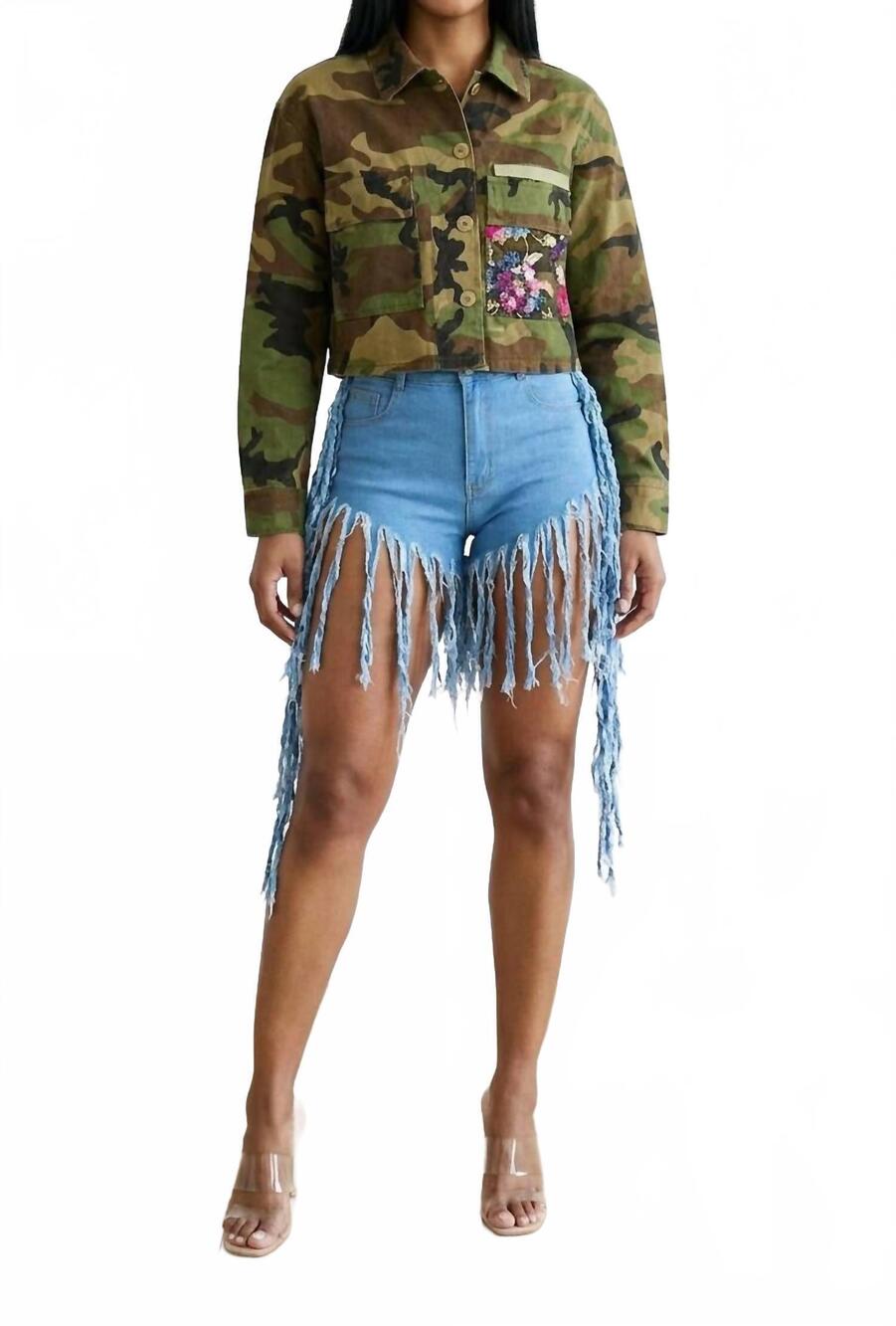 NEW VEVERET cropped jacket in camo print
